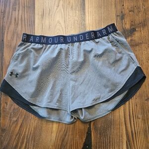 Women's Under Armour Heatgear Black/Grey  Athletic Shorts XL